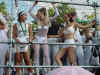 street_girls10.jpg (167616 Byte)